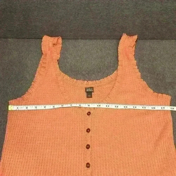 Wild Fable Rust Colored Tank Crop Top. Button Up. Ruffled Edges. Women’s Size L - Picture 6 of 8
